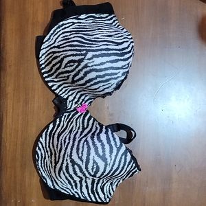 Sexy Leopard & Lace Bra  .  Not warn